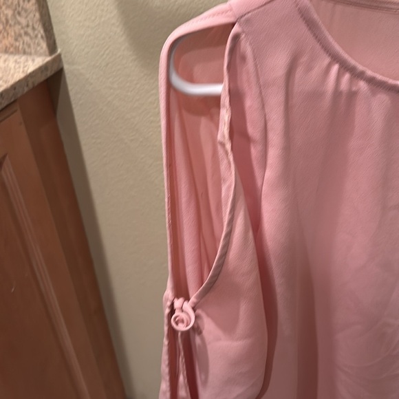 Wilfred woman's baby pink long sleeve top with ties on the sleeves - Picture 3 of 10
